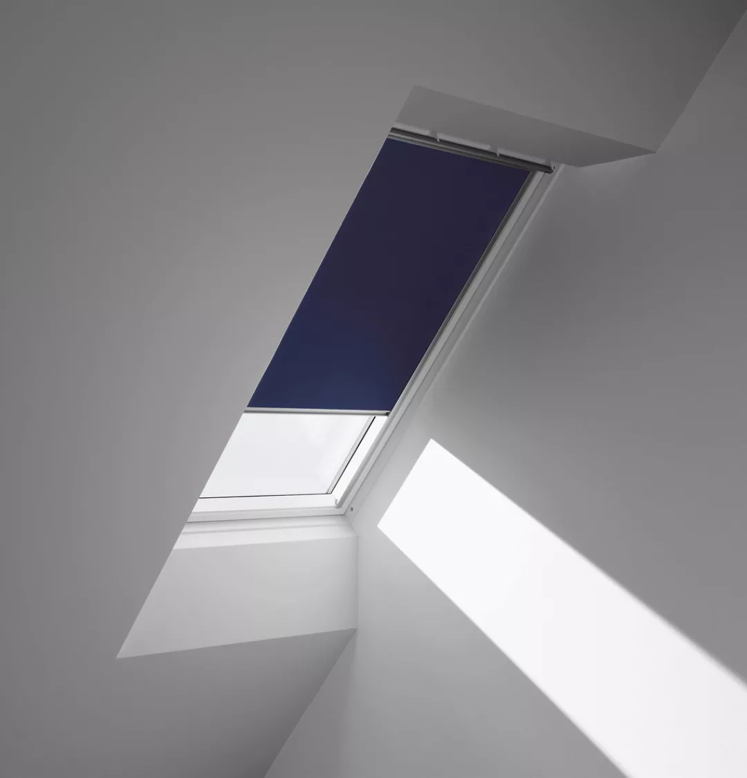 Velux Verdunkelungsrollo DKL CK04 1100S Blau günstig online kaufen