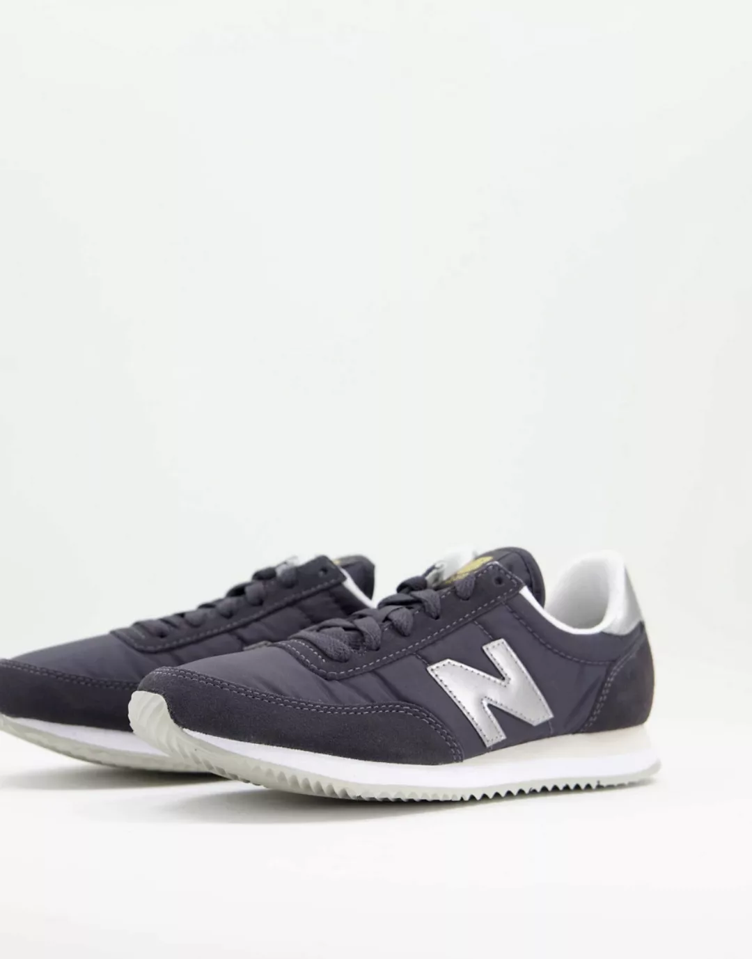 New Balance – 720 – Sneaker in Gold-Rosa günstig online kaufen