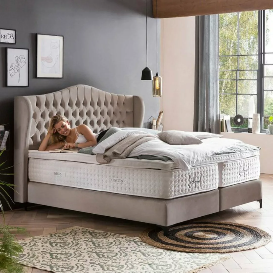 BettCo Boxspringbett Maison (200 x 200 cm, in Taupe Velours), Chesterfield günstig online kaufen