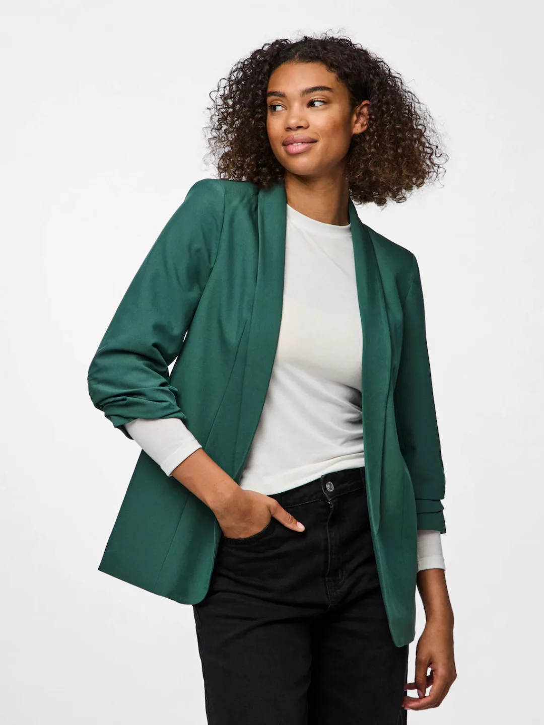 pieces Blusenblazer PCBOSELLA 3/4 BLAZER NOOS mit Faltendetail am Ärmel günstig online kaufen