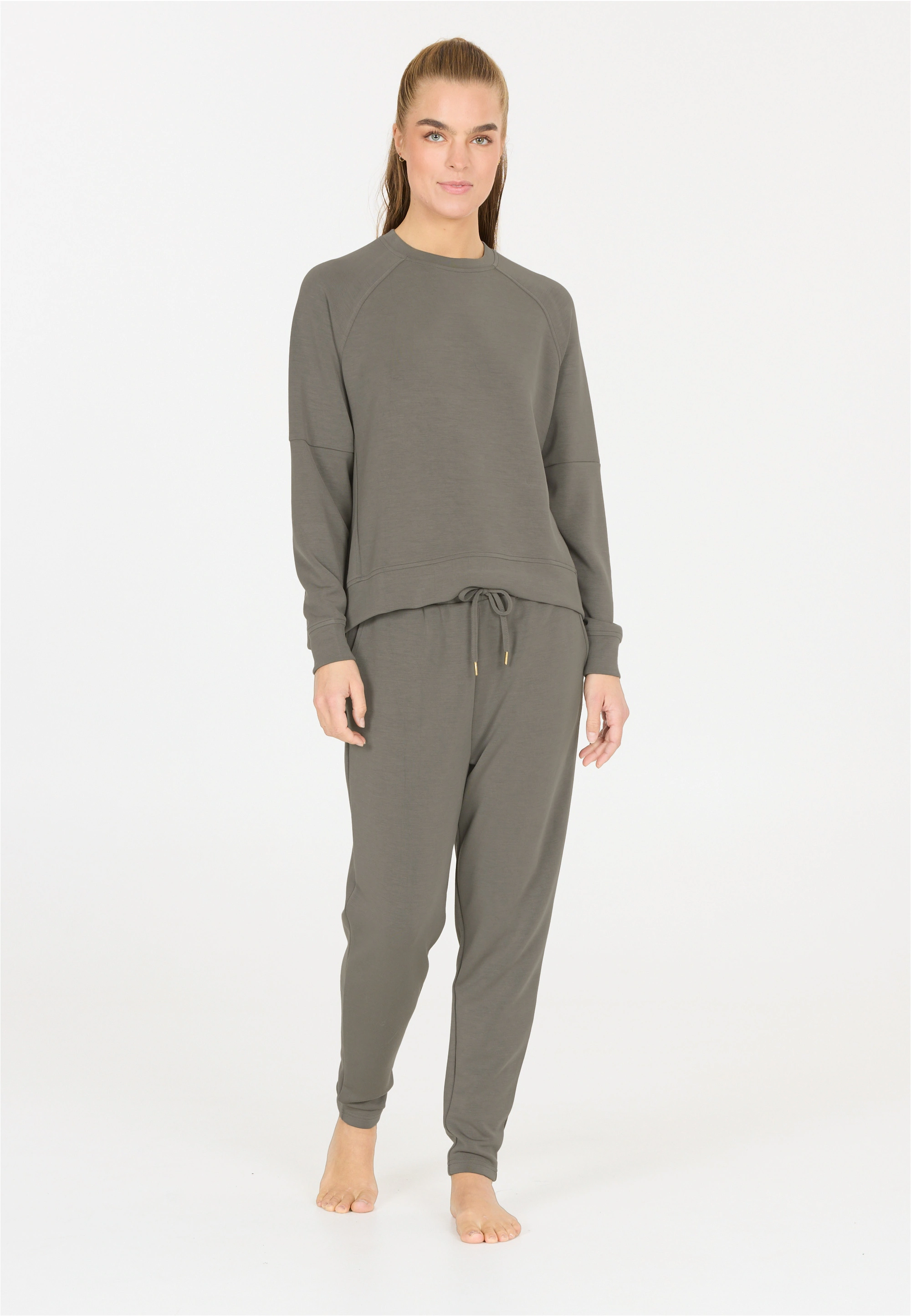 ATHLECIA Sweatshirt "Jacey", aus extra weichem Material günstig online kaufen