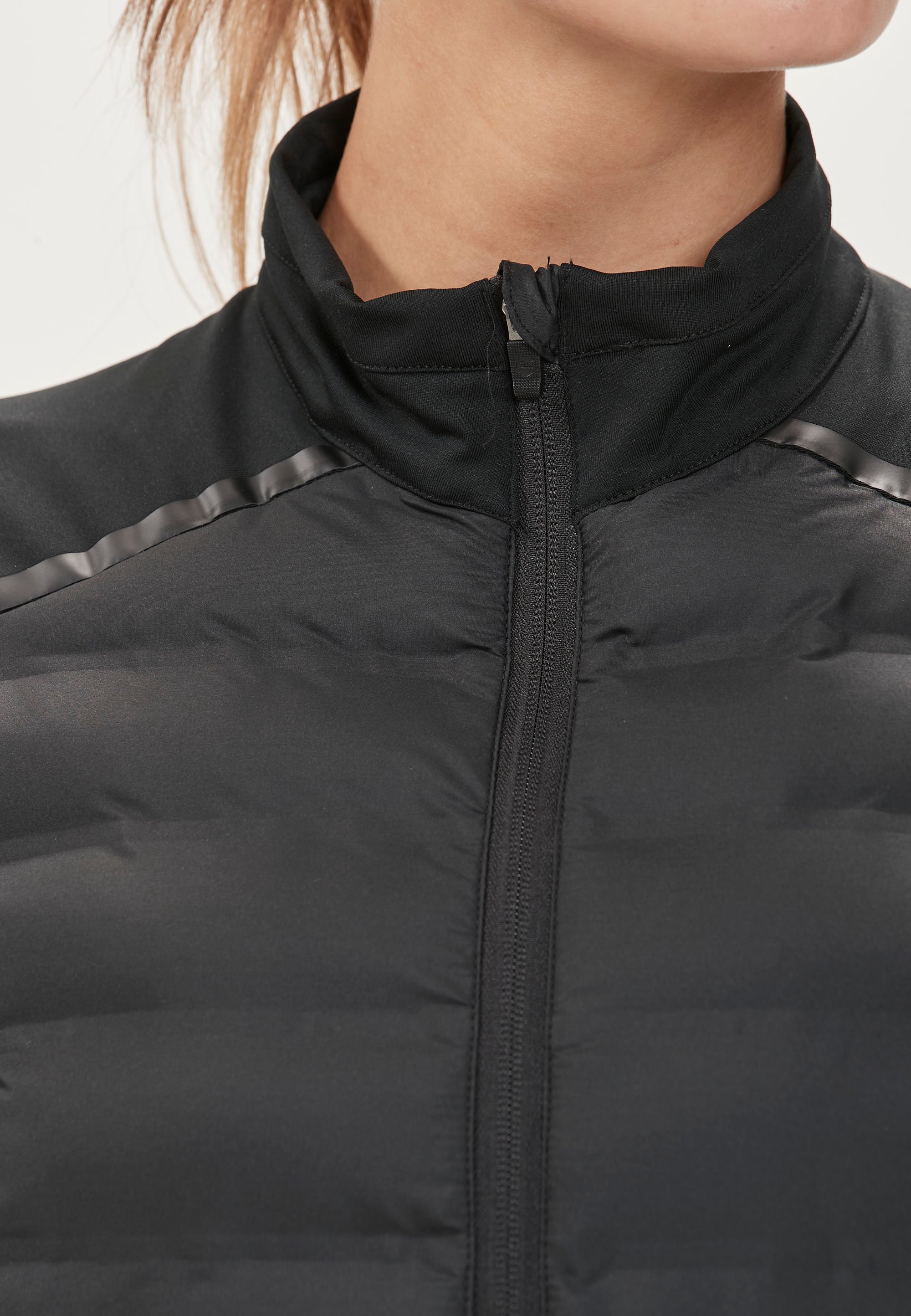 ENDURANCE Laufjacke "Reitta", mit wärmenden Stepp-Einsätzen günstig online kaufen