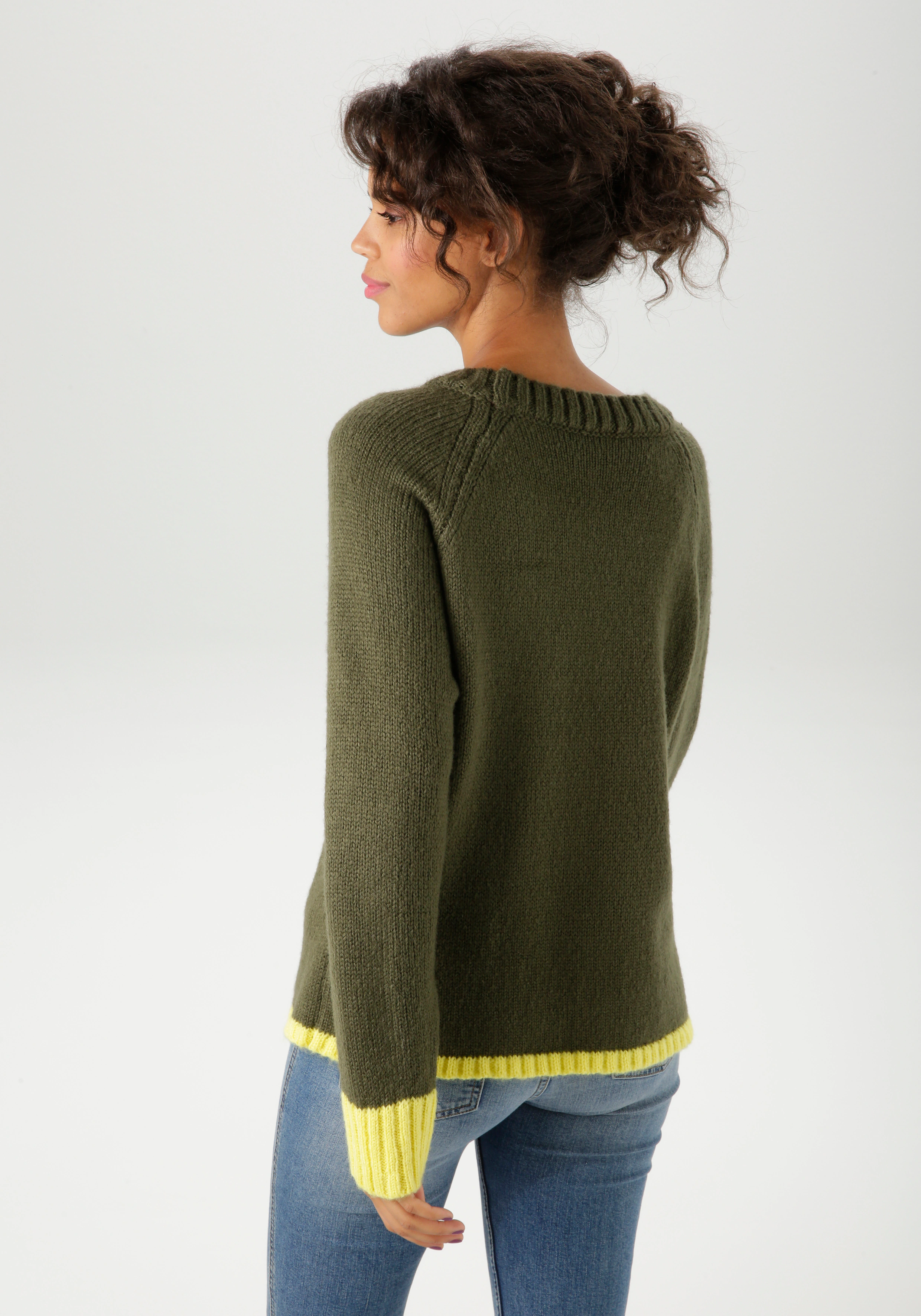 Aniston CASUAL Strickpullover, mit großem Stern im Vorderteil - NEUE KOLLEK günstig online kaufen