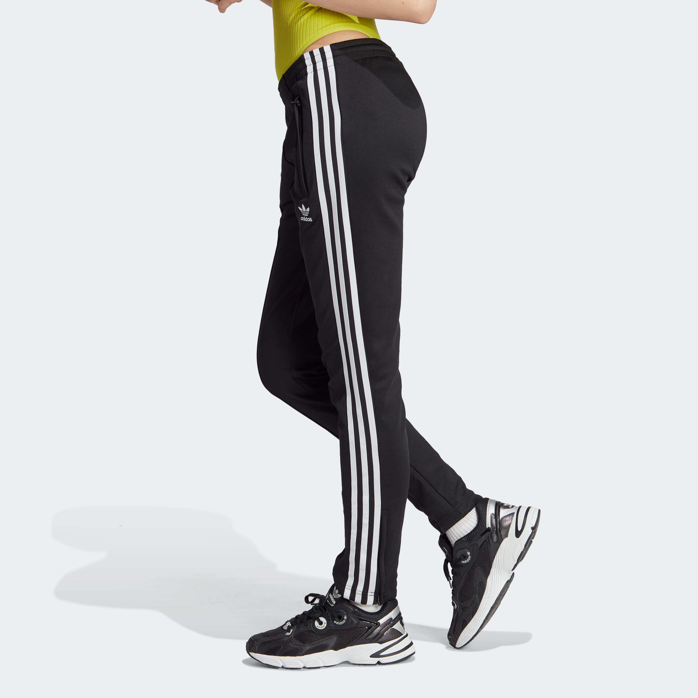 adidas Originals Sporthose "SST CLASSIC TP", (1 tlg.), Superstar Trackpant, günstig online kaufen