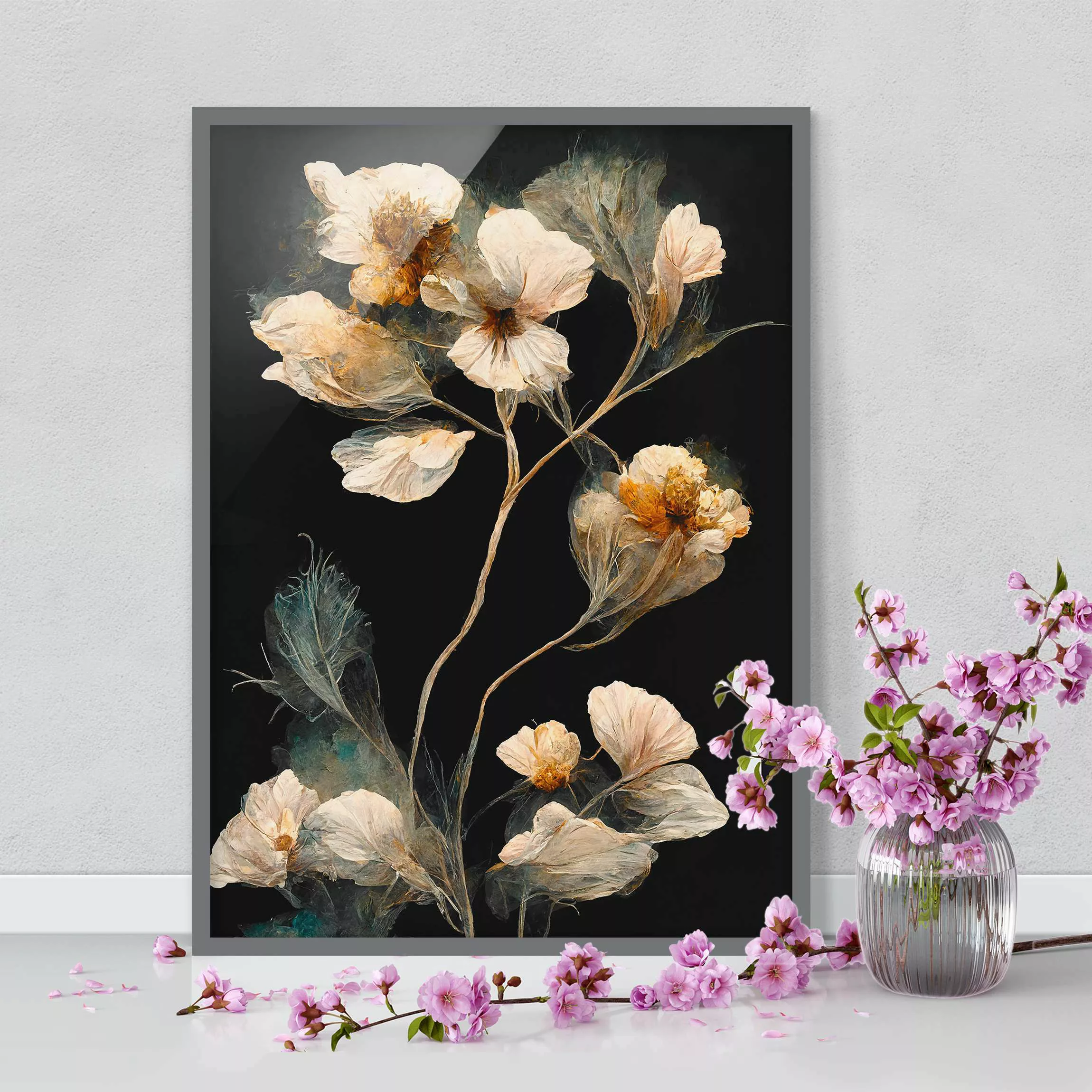 Bild mit Rahmen Helle Blüten auf Schwarz günstig online kaufen