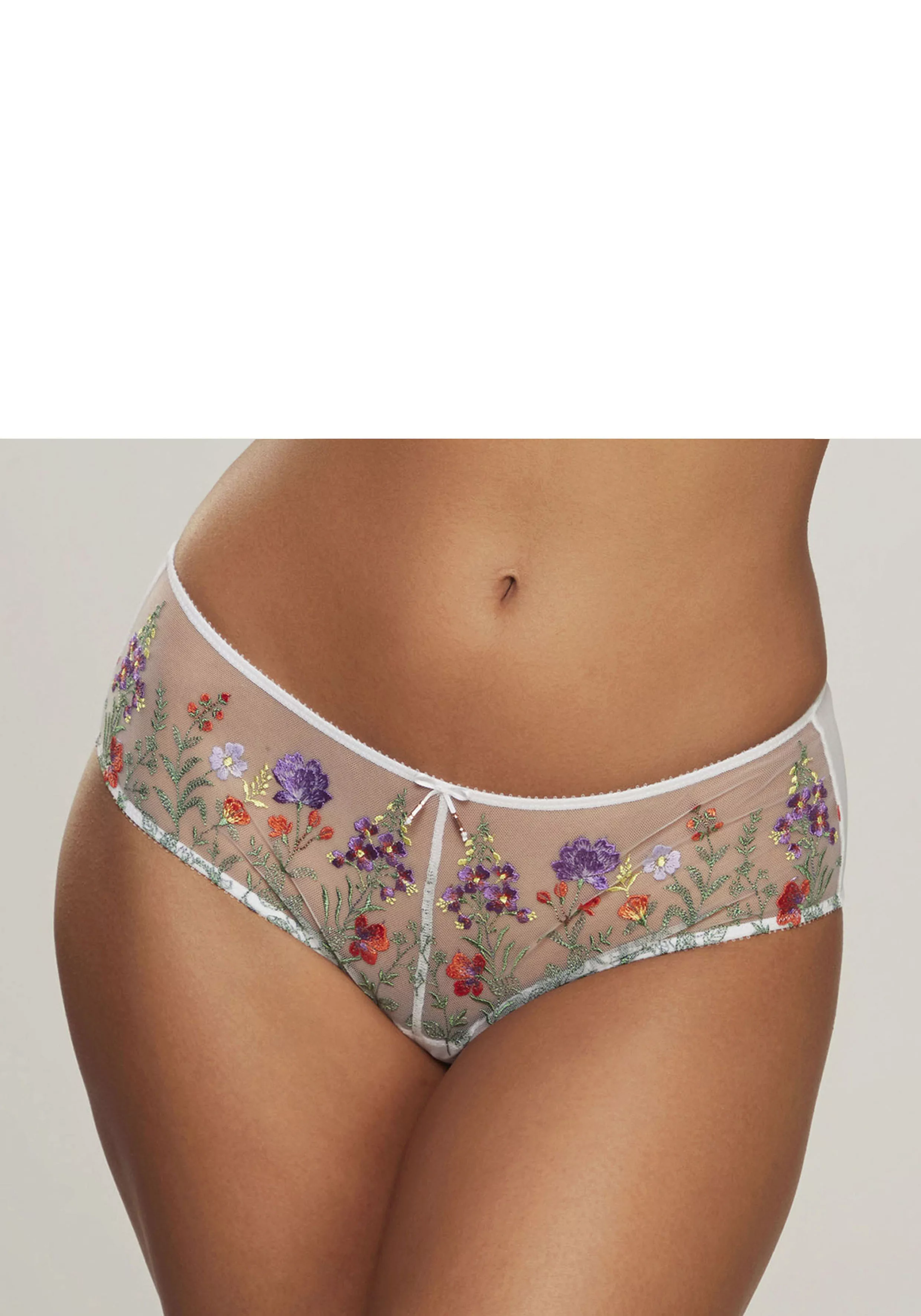 LASCANA Stringpanty "Maria", mit bunten Blumen aus Stickereispitze günstig online kaufen