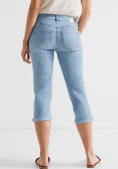 STREET ONE 3/4-Jeans in hellblauer Waschung mit leichtem Bleaching günstig online kaufen