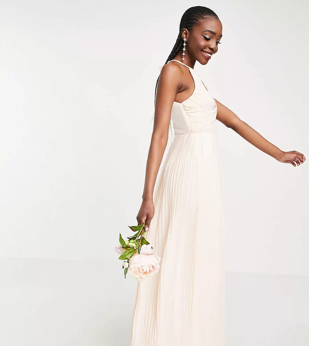 TFNC Tall – Bridesmaid – Plissiertes Maxikleid in zartem Puderrosa mit Wick günstig online kaufen