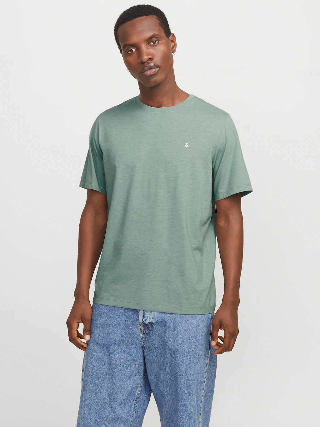 Jack & Jones Rundhalsshirt "JJEPAULOS TEE SS CREW NECK NOOS", mit Logo Stic günstig online kaufen