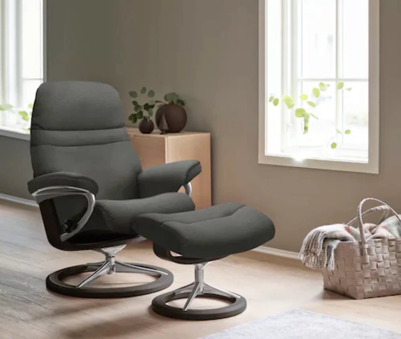 Stressless® Relaxsessel »Sunrise«, (Set, Relaxsessel mit Hocker), mit Signa günstig online kaufen