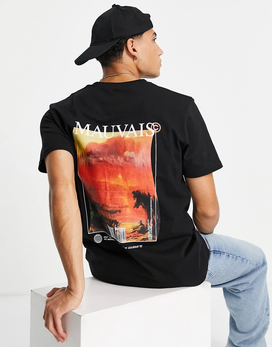 Mauvais – T-Shirt in Schwarz mit aufgedruckter Landschaft am Rücken günstig online kaufen