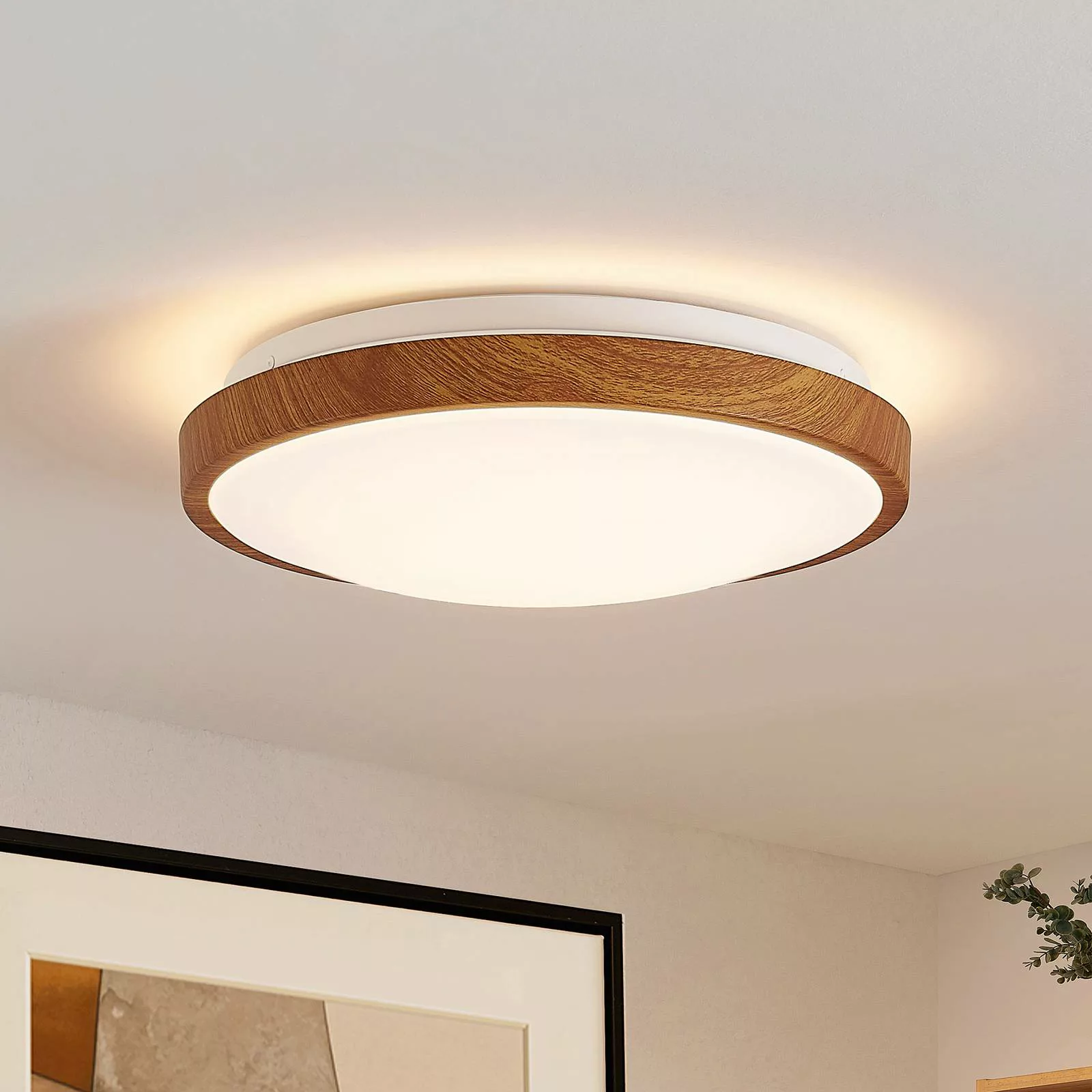 Lindby LED-Deckenleuchte Mynte, Ø30cm, Holzoptik, Kunststoff günstig online kaufen