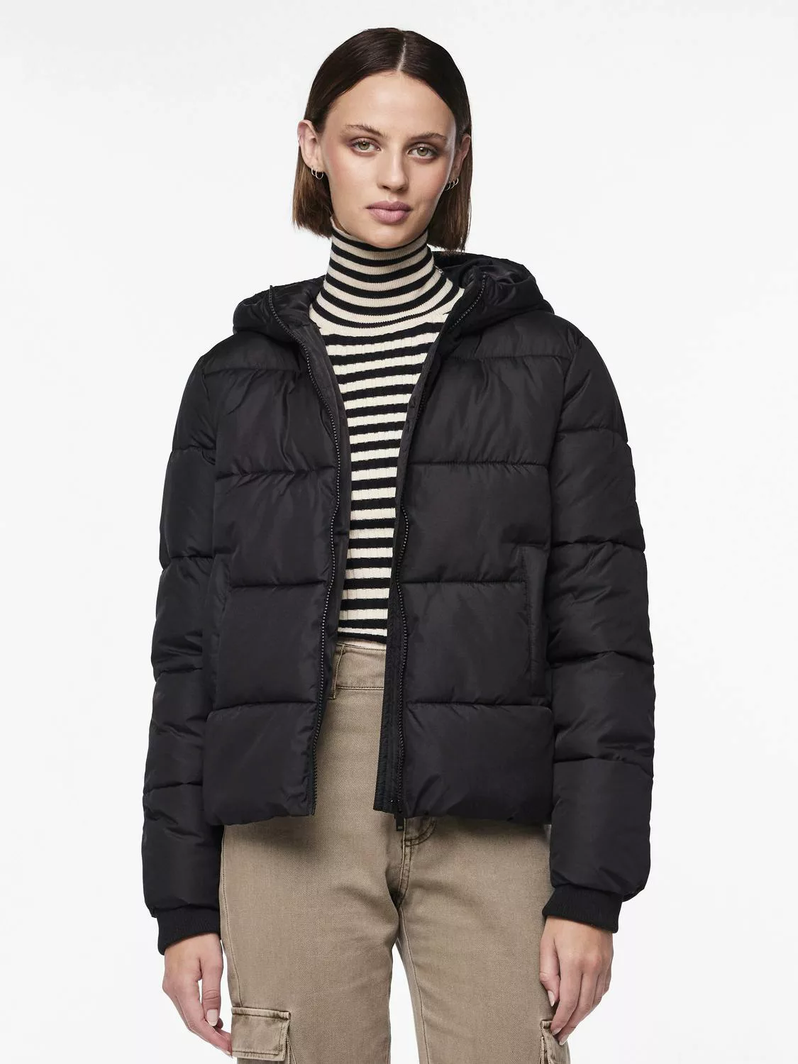 pieces Steppjacke PCBEE NEW SHORT PUFFER JACKET NOOS BC günstig online kaufen