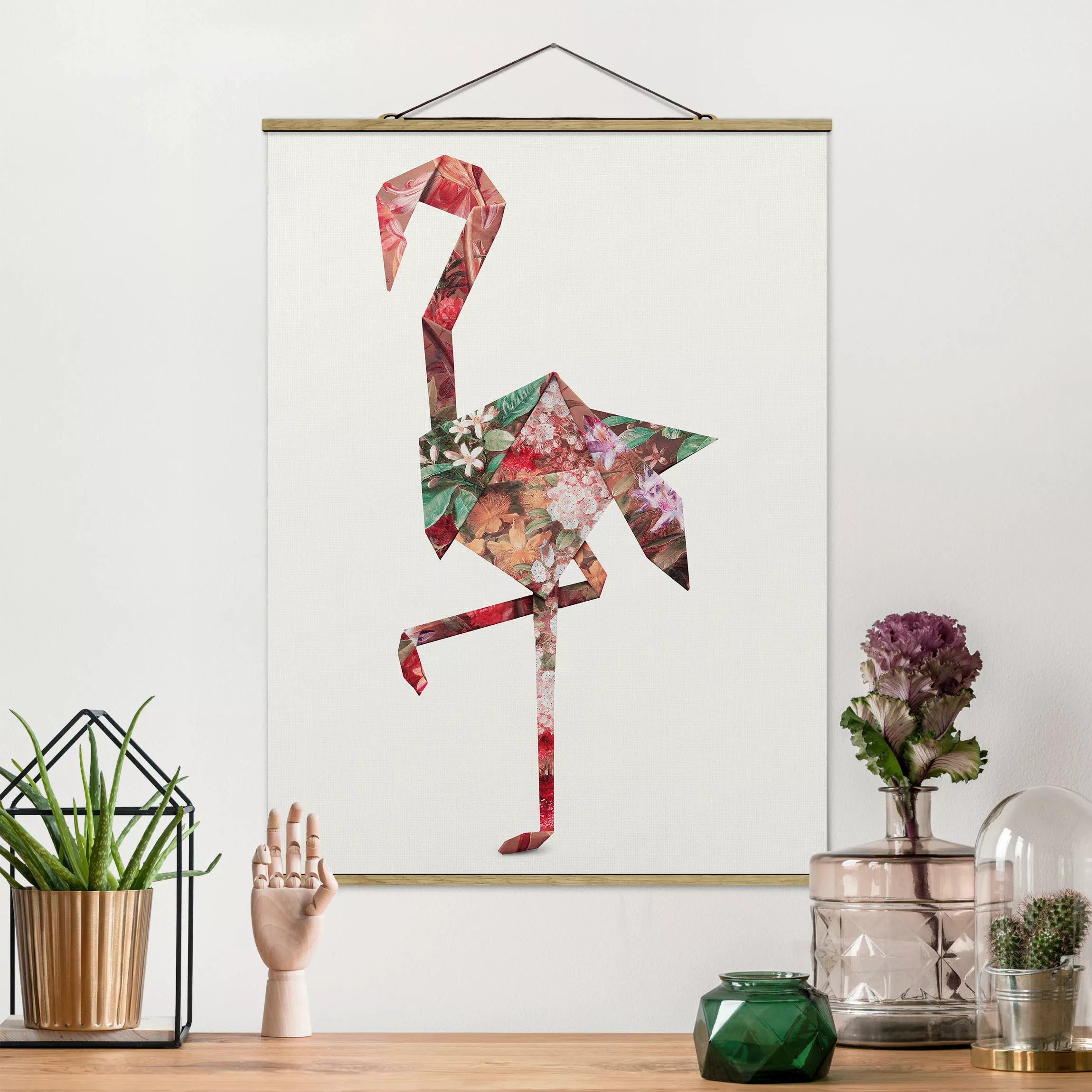 Stoffbild Blumen mit Posterleisten - Hochformat Origami Flamingo günstig online kaufen