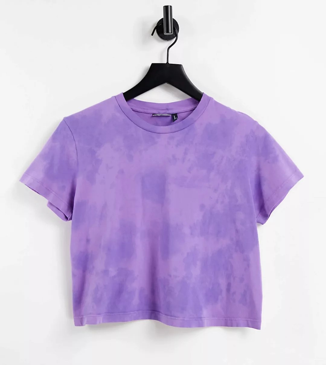 ASOS DESIGN Petite – T-Shirt in eingelaufener Optik mit Batikmuster in Rosa günstig online kaufen