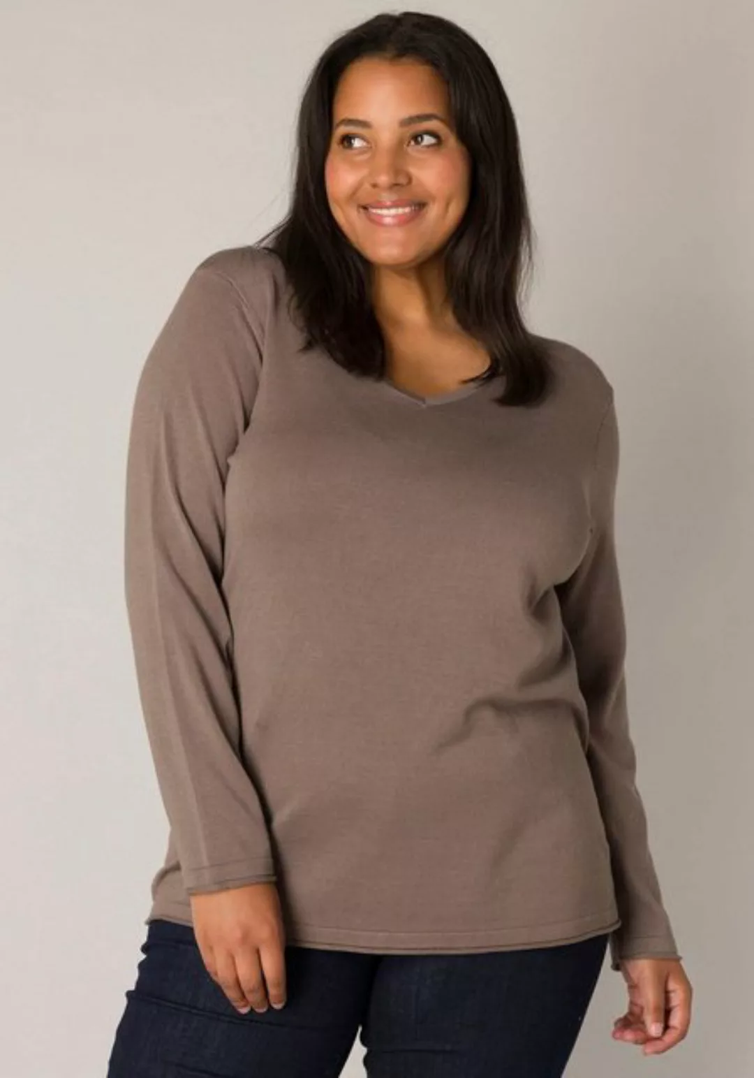 Base Level Curvy V-Ausschnitt-Pullover mit V-Ausschnitt günstig online kaufen