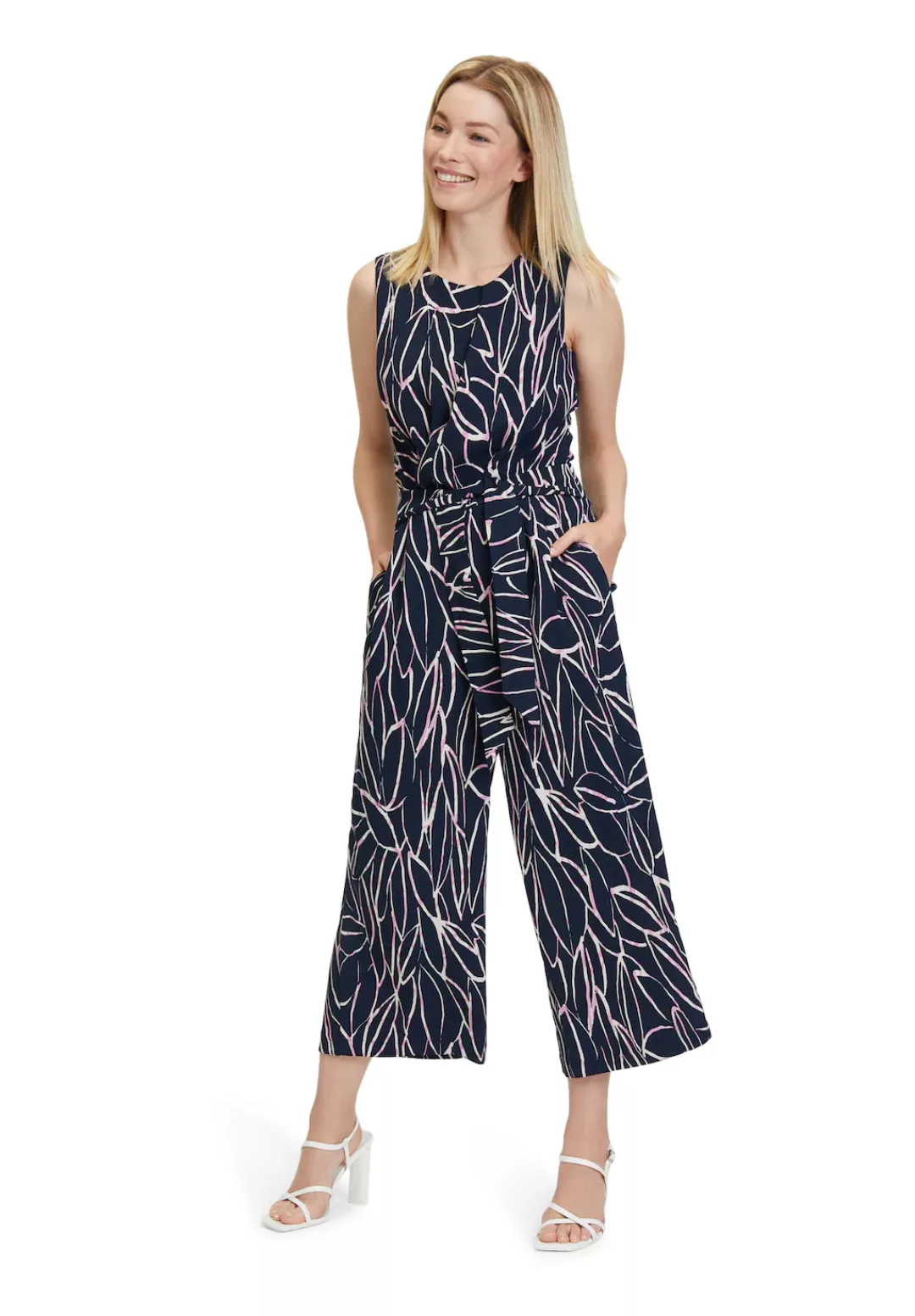 Betty&Co Overall "Betty & Co Jumpsuit mit Bindegürtel", (1 tlg.), Falten günstig online kaufen