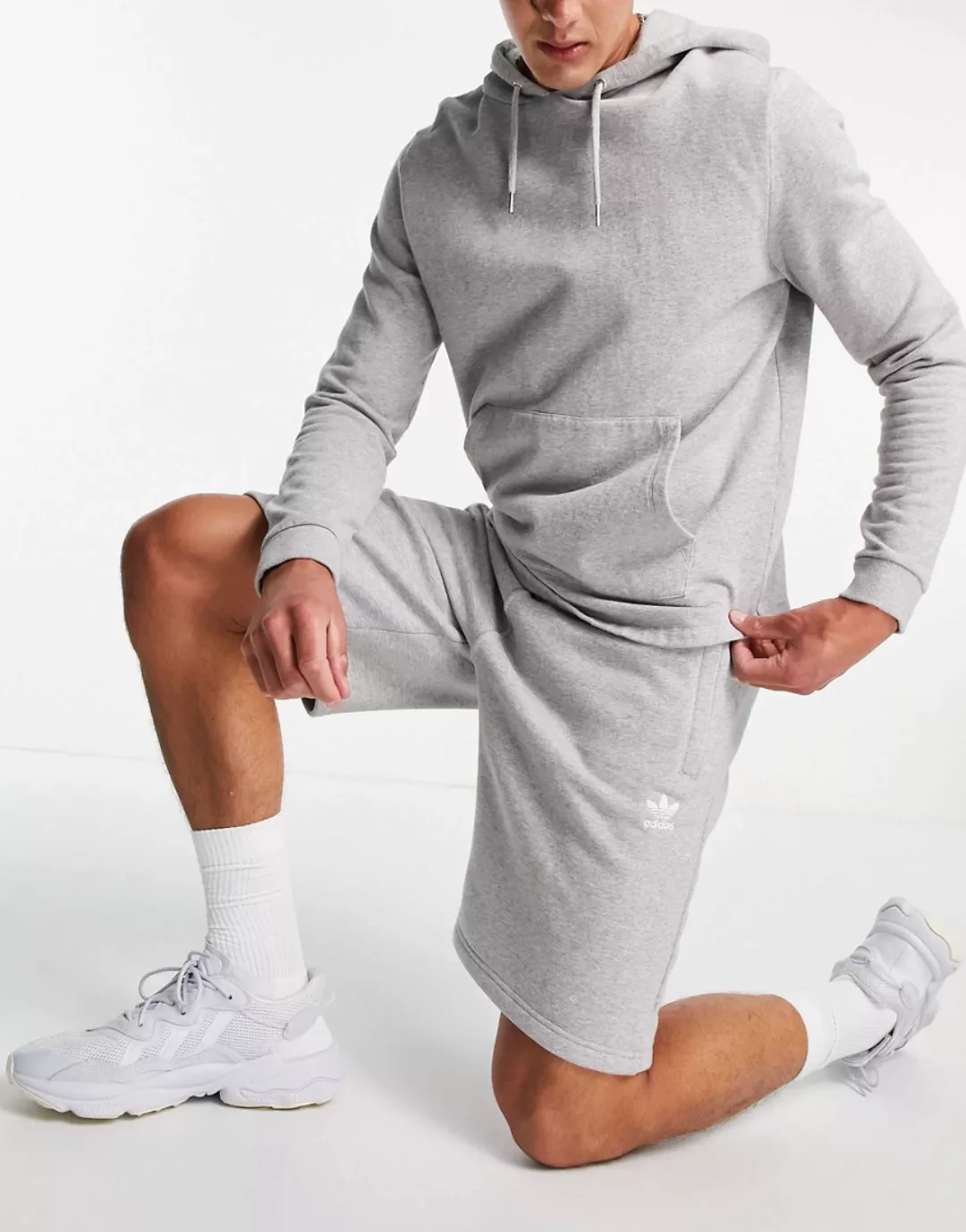 Adidas Originals Essential Shorts Hosen L Medium Grey Heather günstig online kaufen