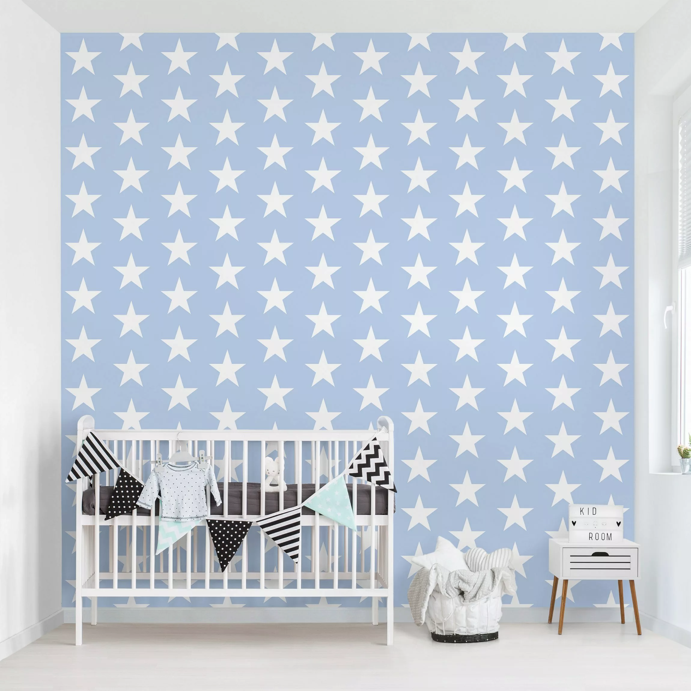 Bilderwelten Kindertapete Weiße Sterne auf Blau blau Gr. 192 x 192 günstig online kaufen