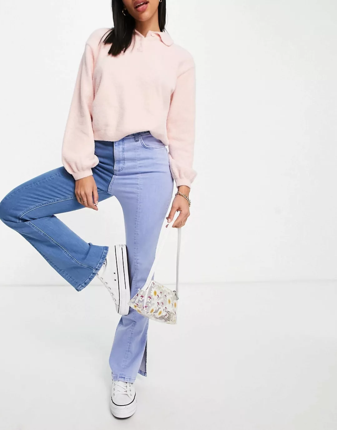 ASOS DESIGN – Sassy – Zigarettenjeans mit hohem Bund, geschlitztem Saum und günstig online kaufen