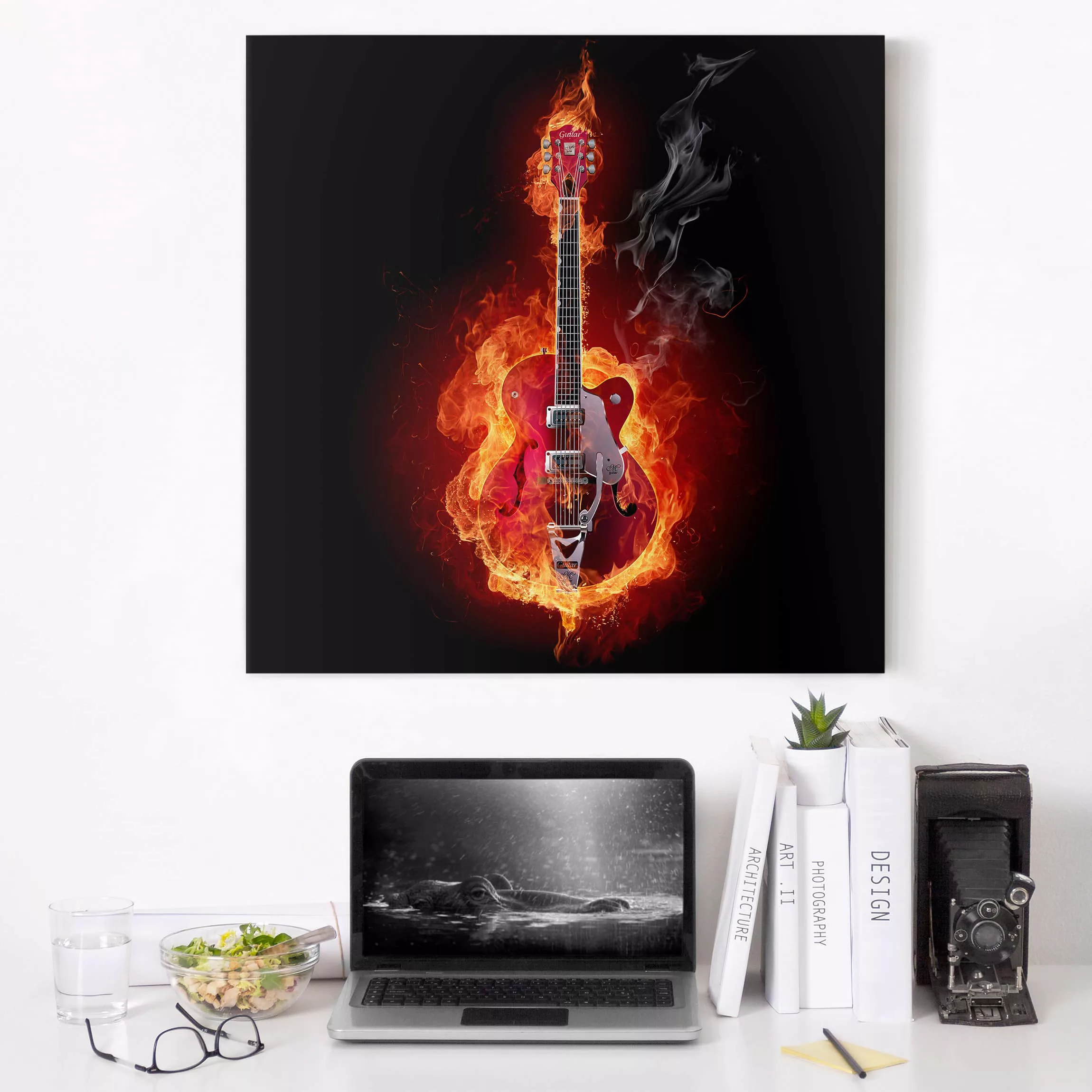 Leinwandbild Musik - Quadrat Gitarre in Flammen günstig online kaufen