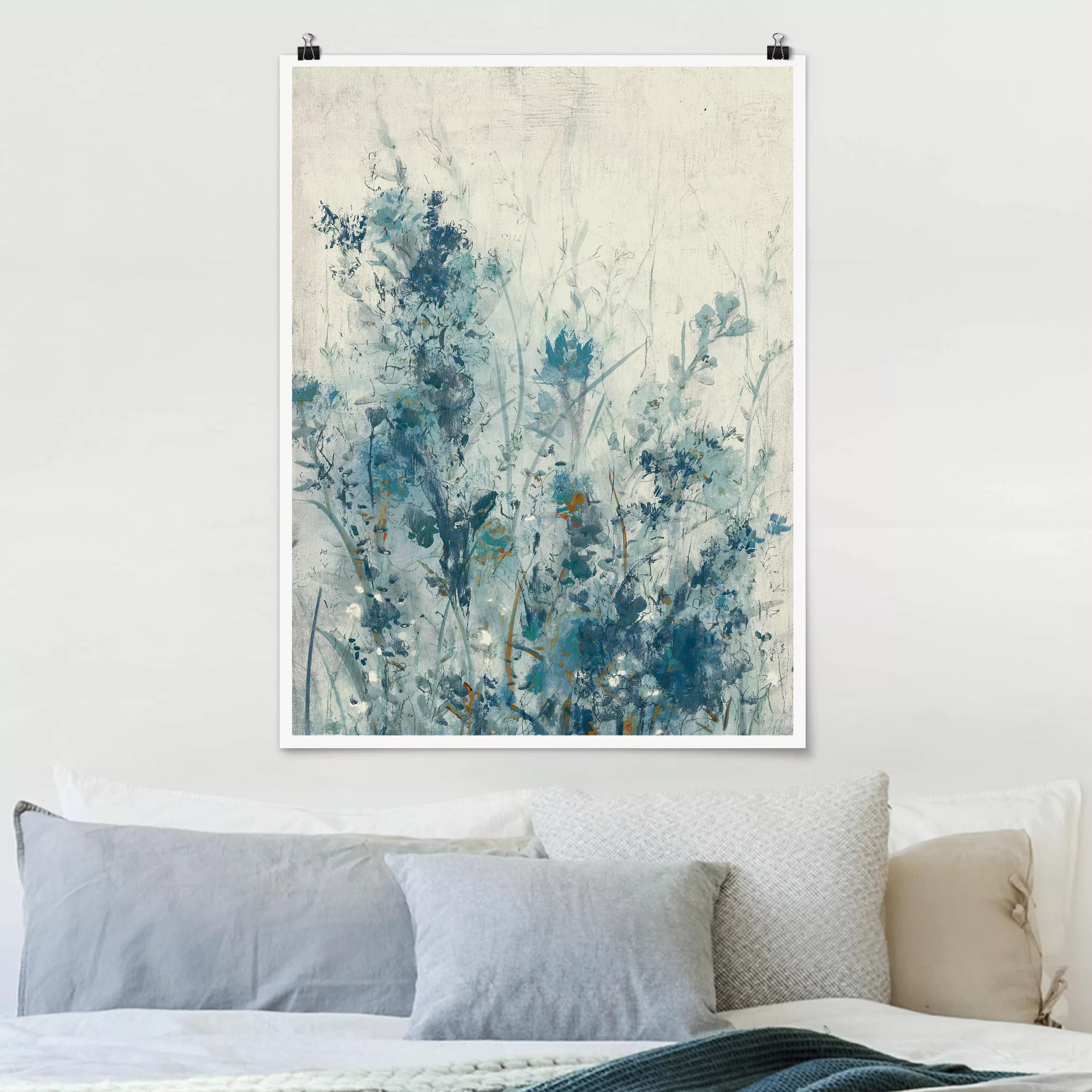 Poster Blumen - Hochformat Blaue Frühlingswiese I günstig online kaufen