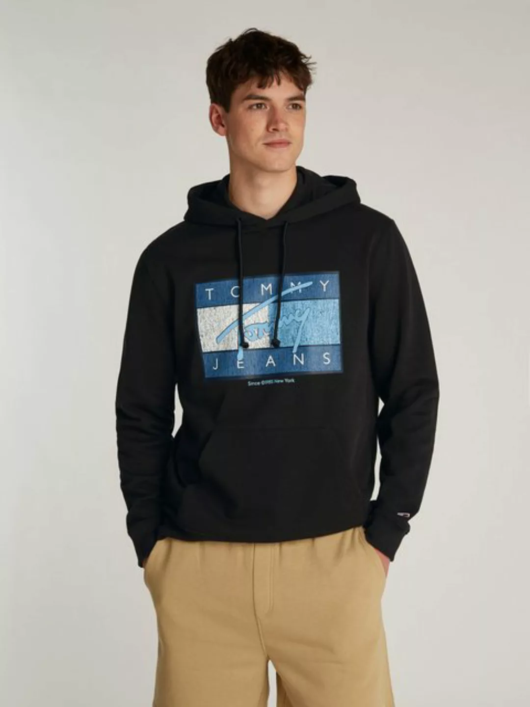 Tommy Jeans Hoodie TJM REG DNA FLAG TWIST HOOD EXT mit großem Logo günstig online kaufen