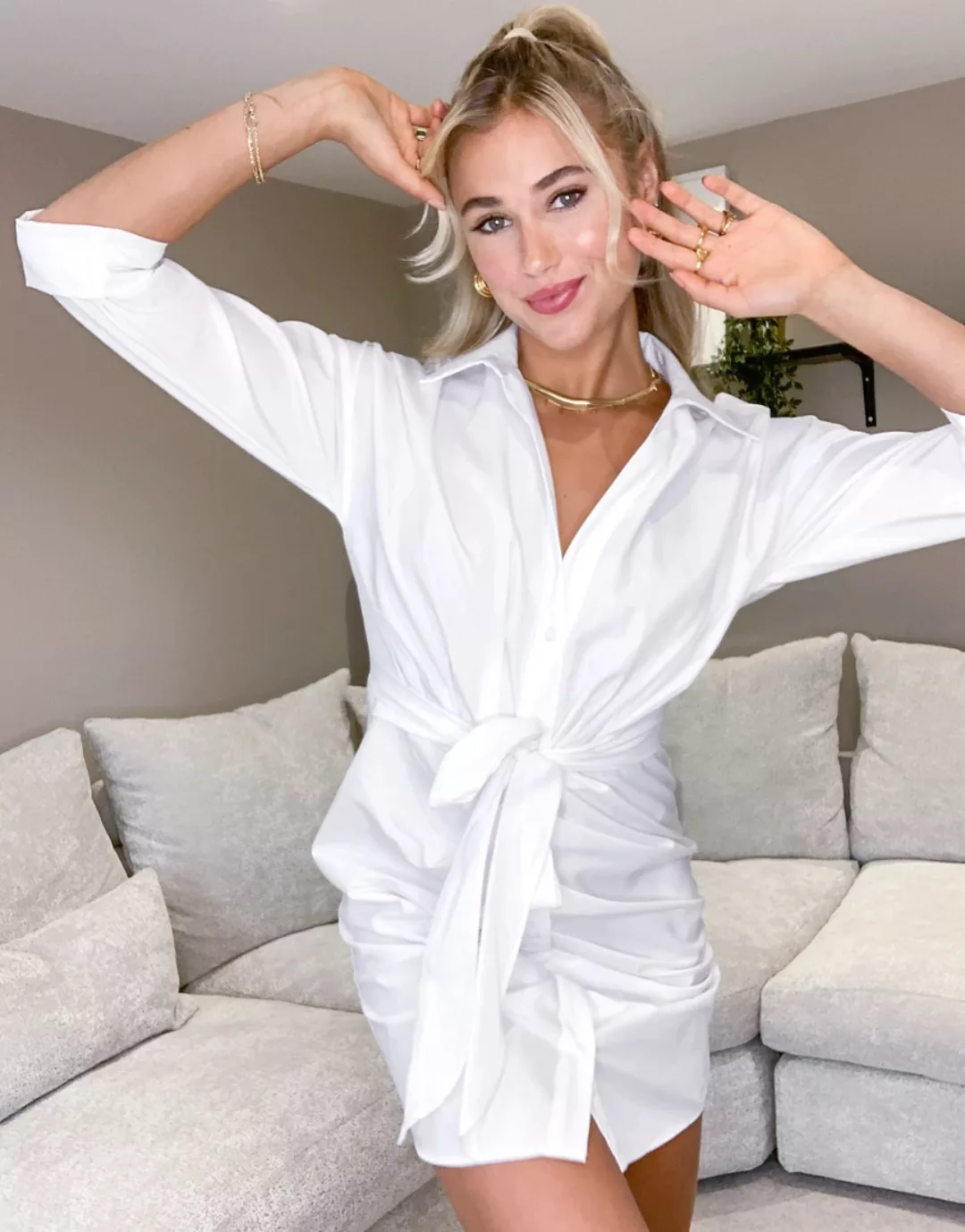 ASOS DESIGN – Kurzes, weißes Hemdblusenkleid aus Baumwolle mit Bindegürtel günstig online kaufen