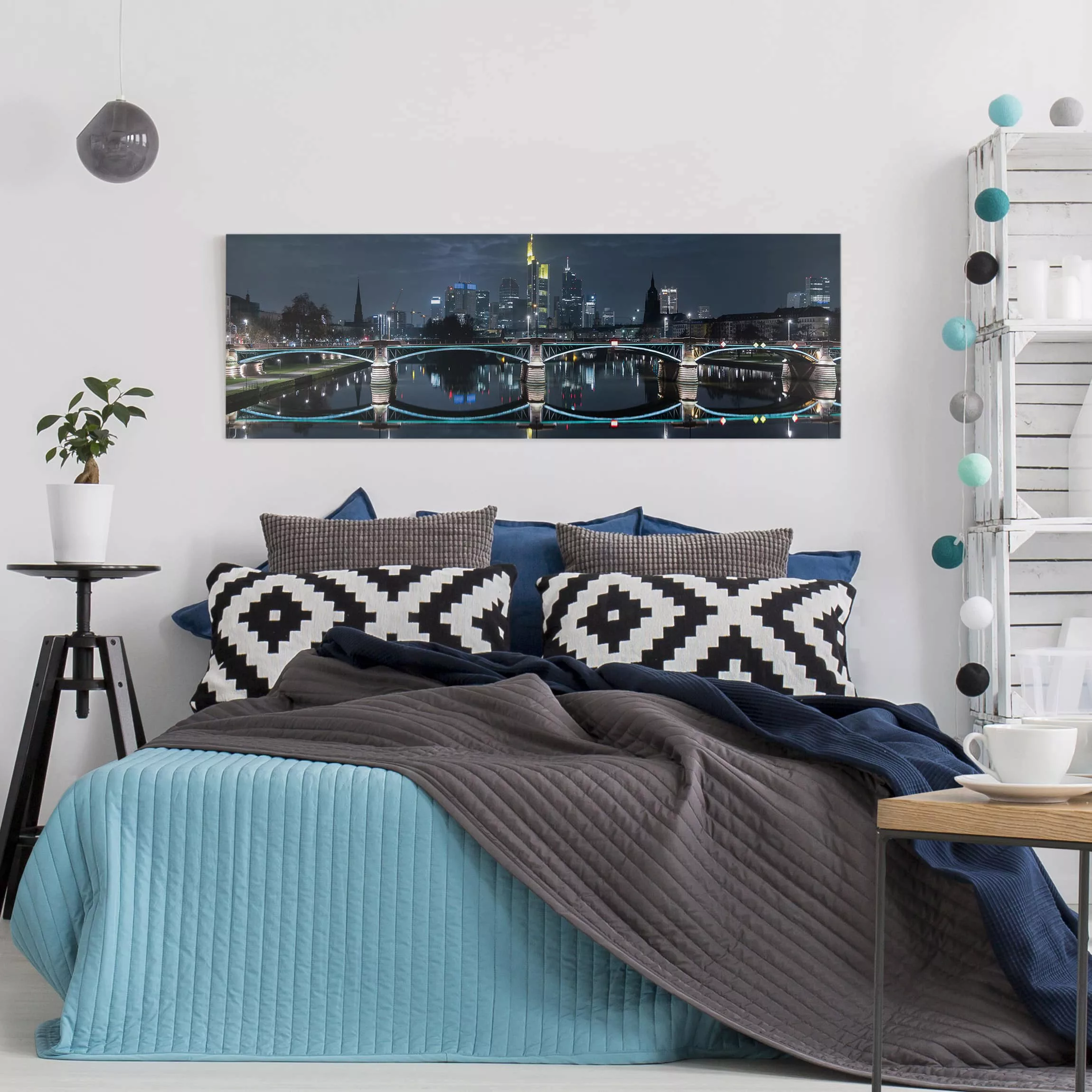 Leinwandbild Architektur & Skyline - Panorama Frankfurt bei Vollmond günstig online kaufen