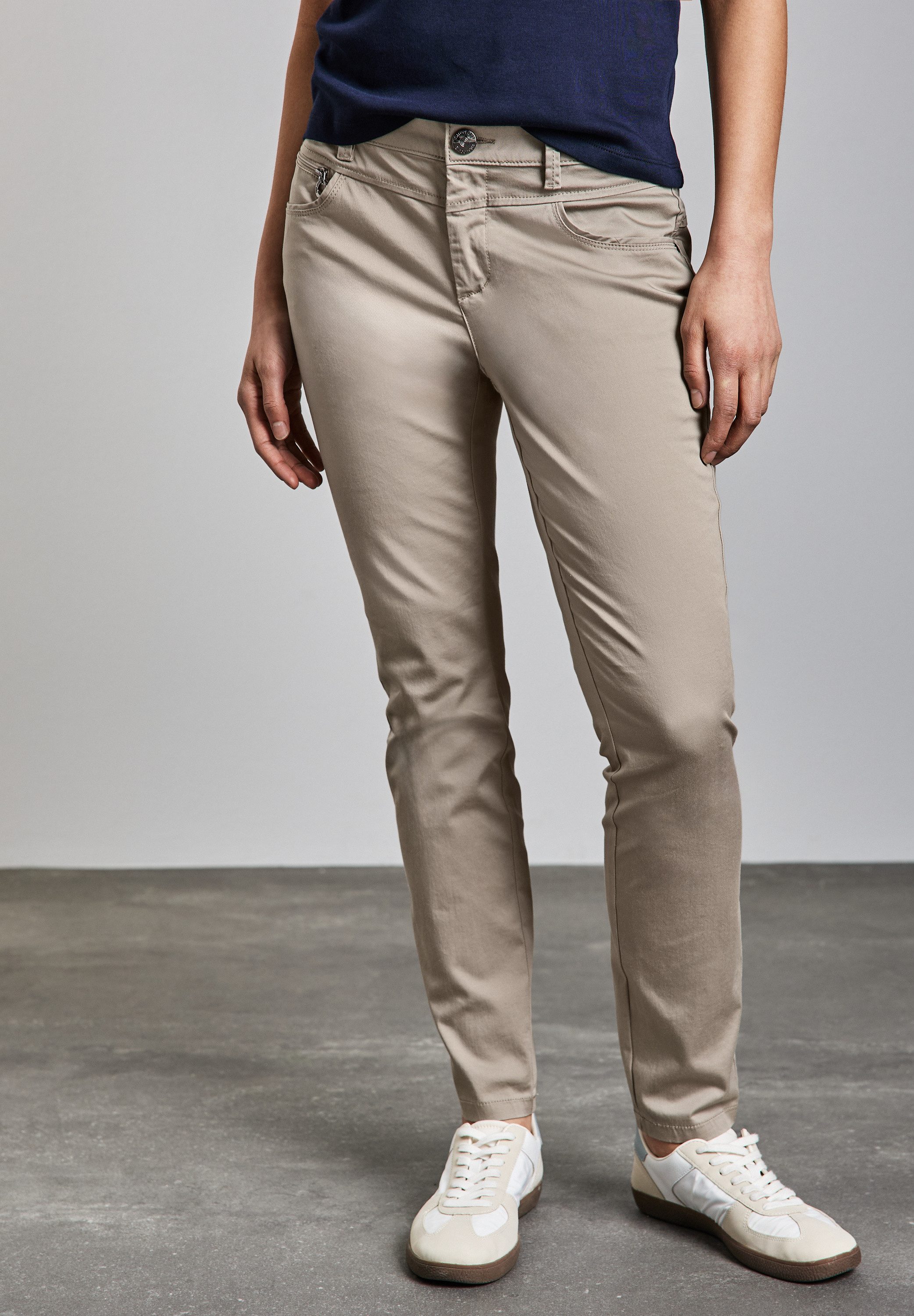 STREET ONE Chinohose, Middle Waist günstig online kaufen