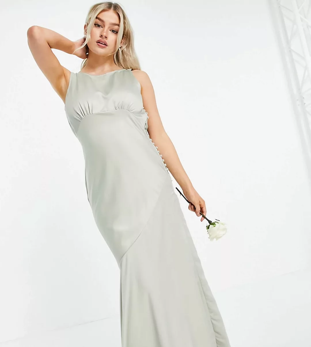 ASOS DESIGN Petite – Bridesmaid – Maxikleid aus Satin mit Wasserfallausschn günstig online kaufen