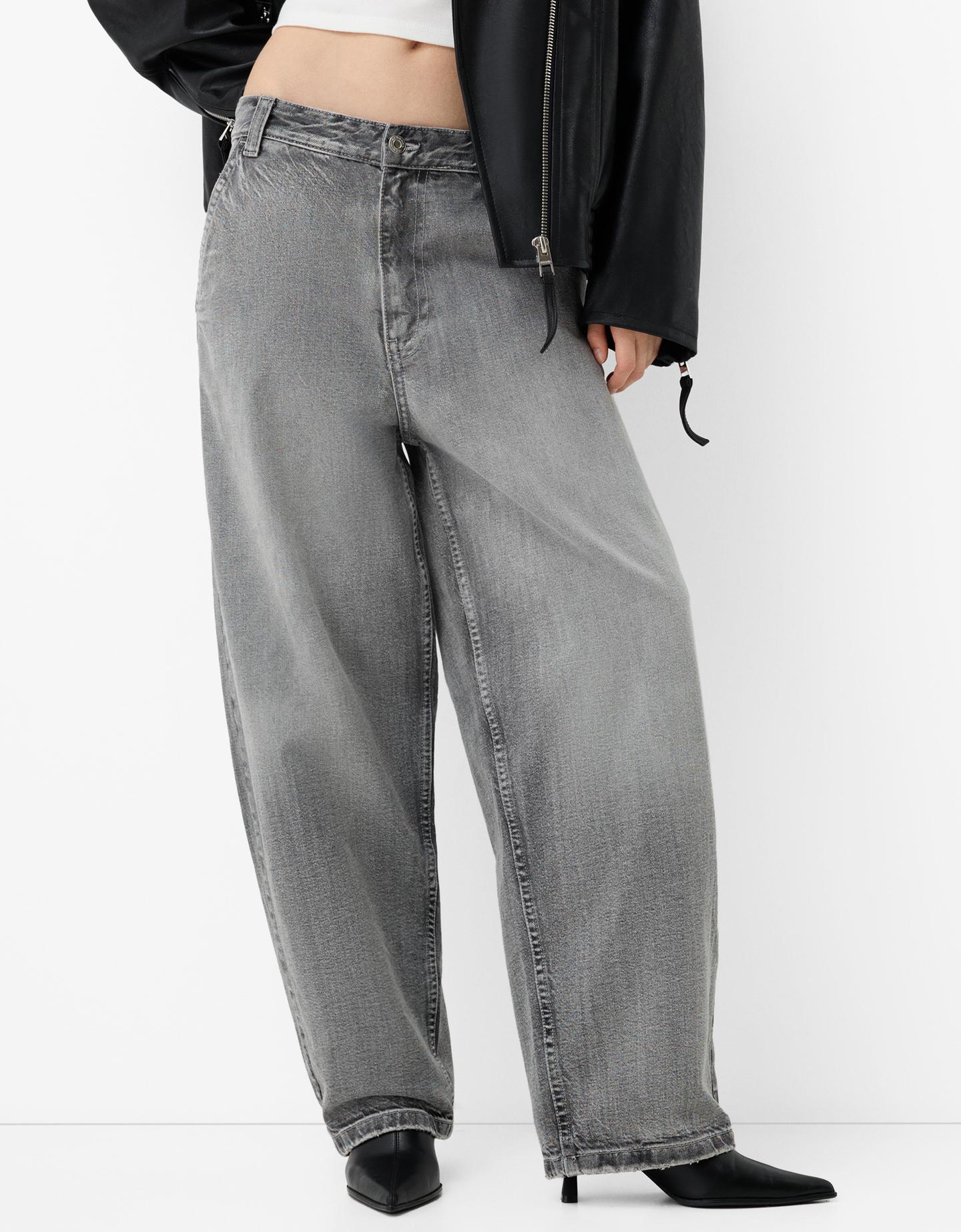 Bershka Skaterjeans Mit Weitem Bein Damen 42 Grau günstig online kaufen