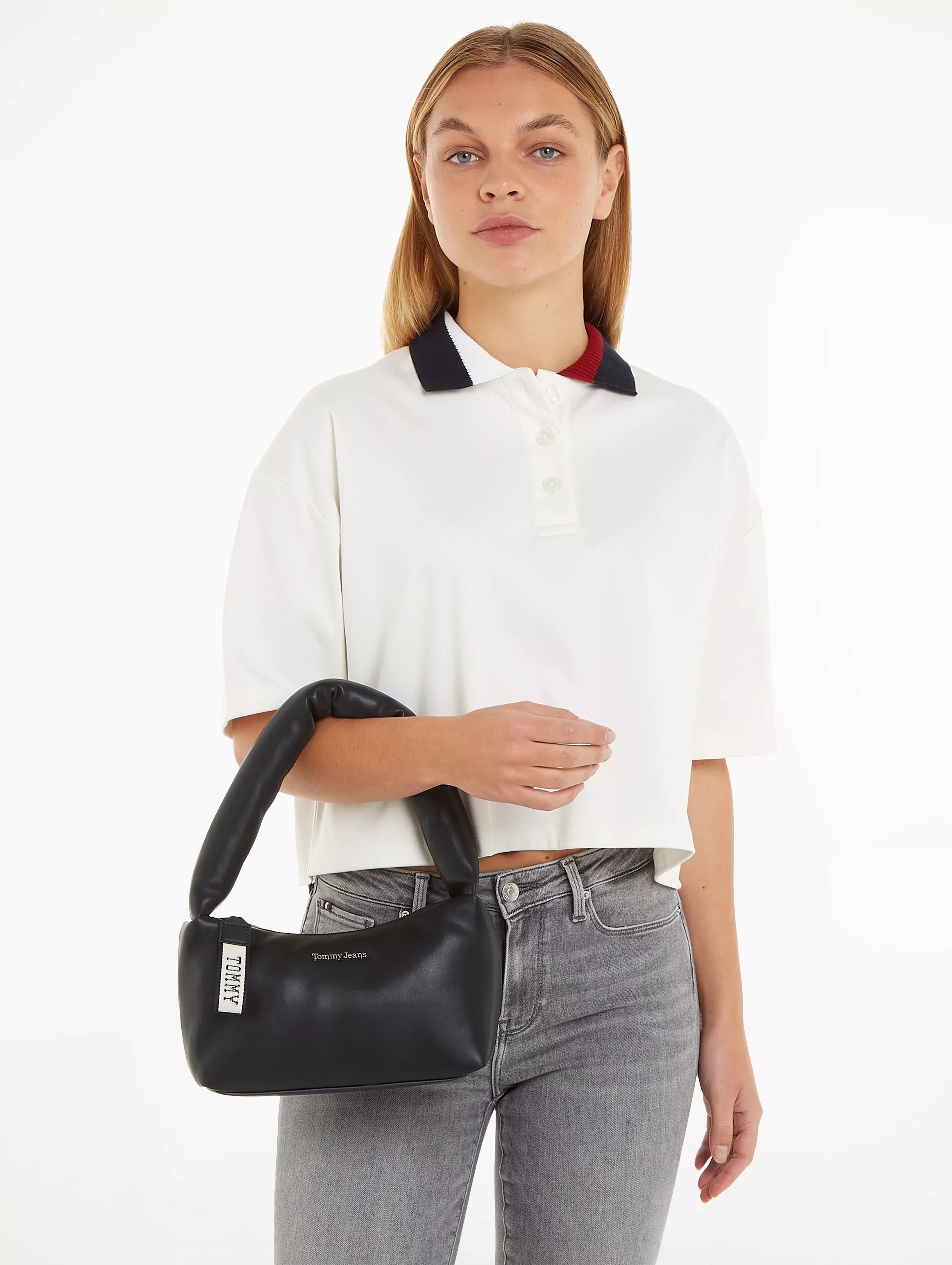 Tommy Jeans Schultertasche "TJW CITY GIRL SHOULDER BAG", mit dekorativem An günstig online kaufen