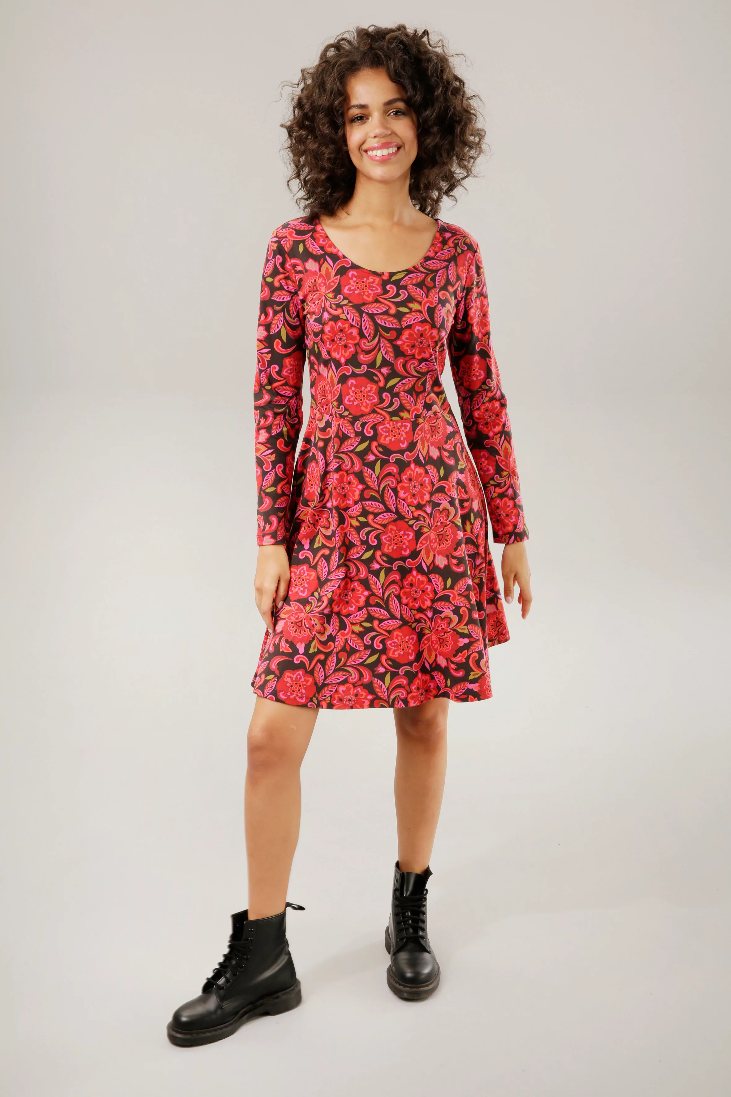 Aniston CASUAL Jerseykleid, mit harmonischem Blumendruck günstig online kaufen
