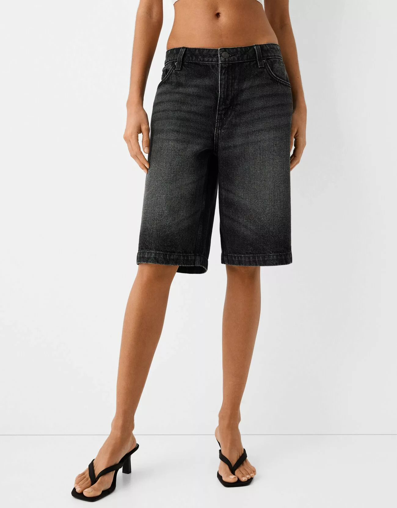 Bershka Jeans-Bermudashorts Im Baggy-Stil Damen 44 Schwarz günstig online kaufen