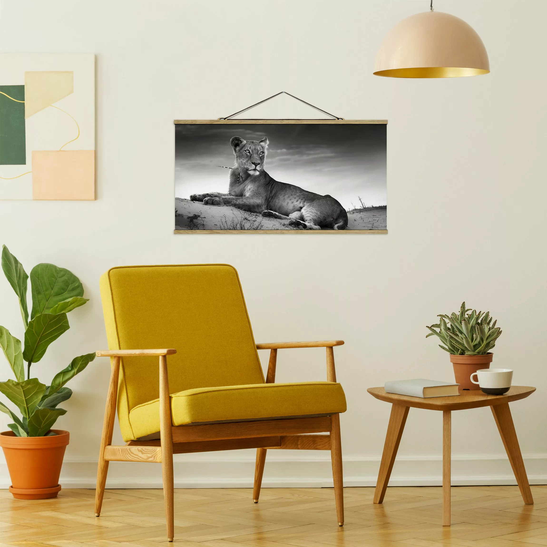 Stoffbild Tiere mit Posterleisten - Querformat Resting Lion günstig online kaufen