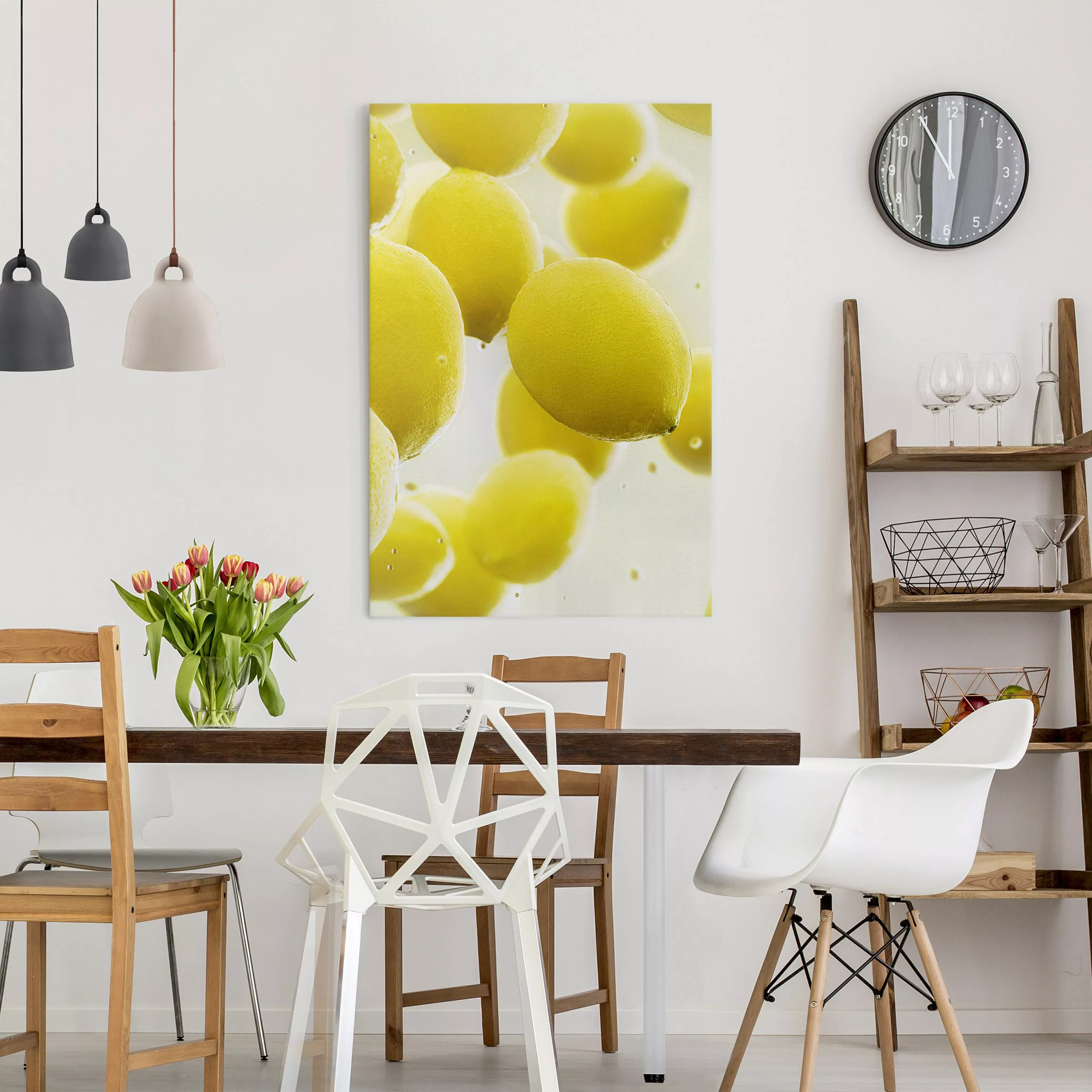 Leinwandbild Küche - Hochformat Zitronen im Wasser günstig online kaufen
