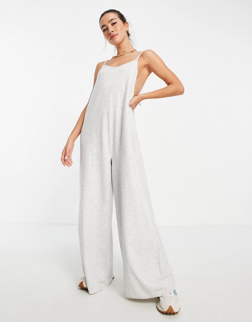 Fashion Union – Lässiger Jumpsuit mit weitem Beinschnitt-Grau günstig online kaufen