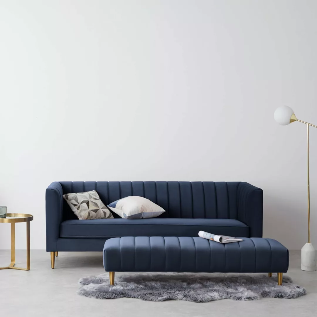 Amicie 3-Sitzer Sofa, Samt in Koenigsblau - MADE.com günstig online kaufen
