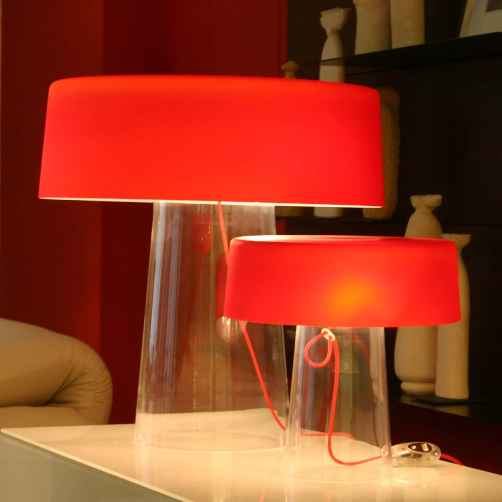 Prandina Glam Tischlampe 48 cm klar/Schirm rot günstig online kaufen