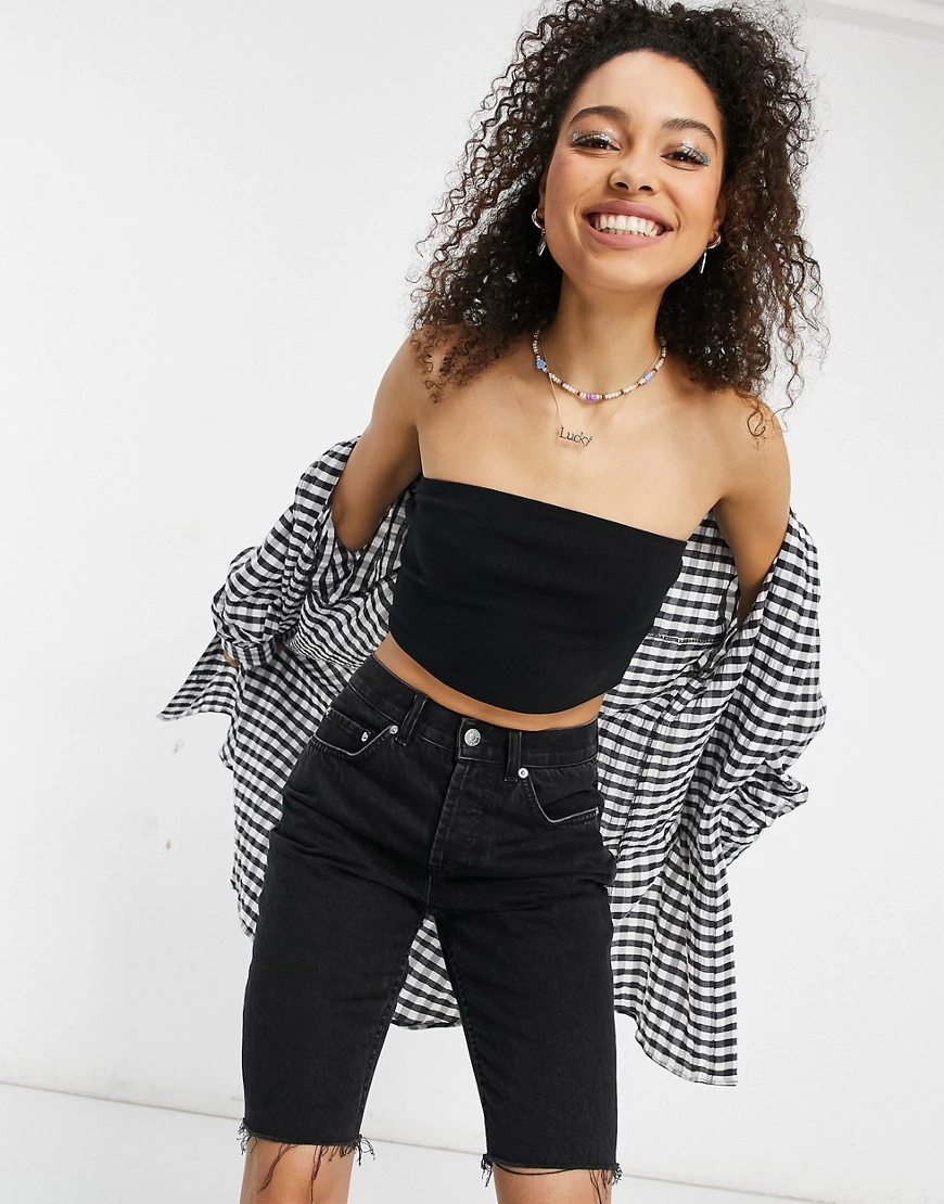 ASOS DESIGN – Lang geschnittene Jeansshorts im Stil der 90er aus Bio-Baumwo günstig online kaufen