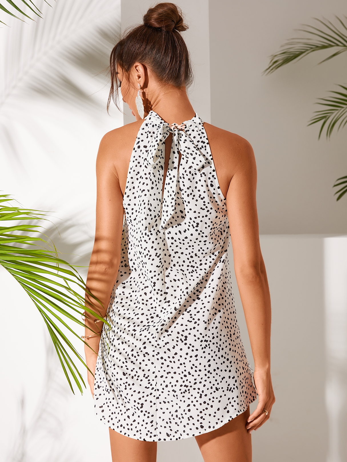 Yoins Tie-up Design Polka Dot Halfter Kleid günstig online kaufen