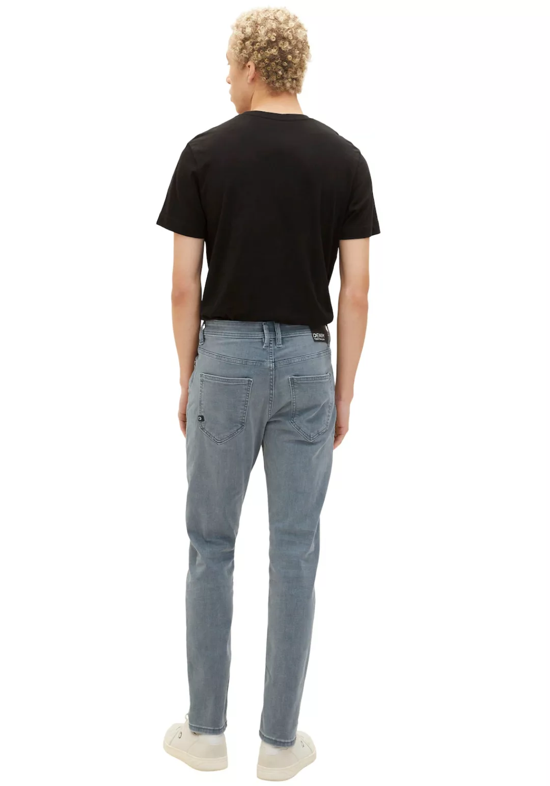 TOM TAILOR Denim Slim-fit-Jeans, mit Logo-Badge günstig online kaufen
