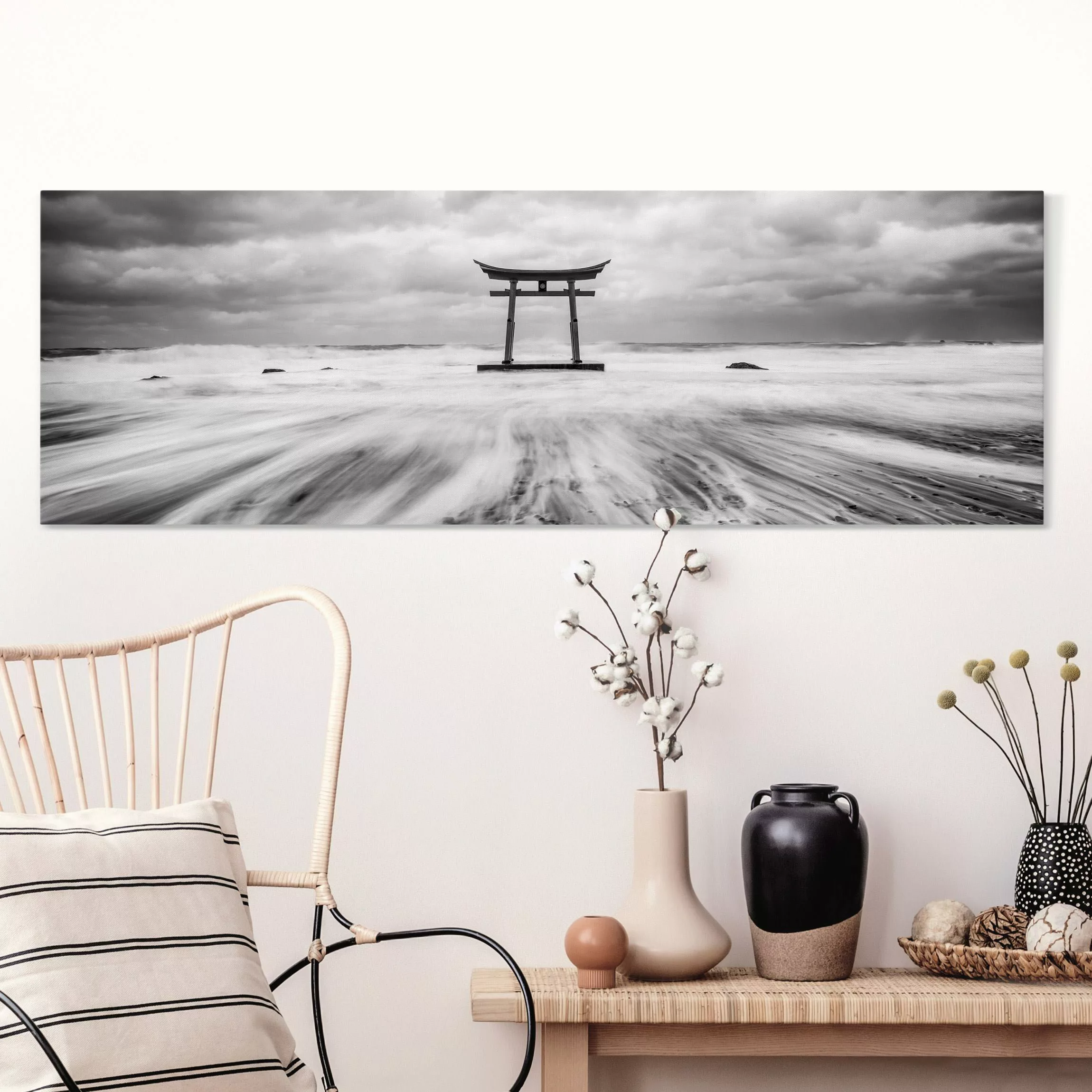 Leinwandbild Japanisches Torii im Meer günstig online kaufen