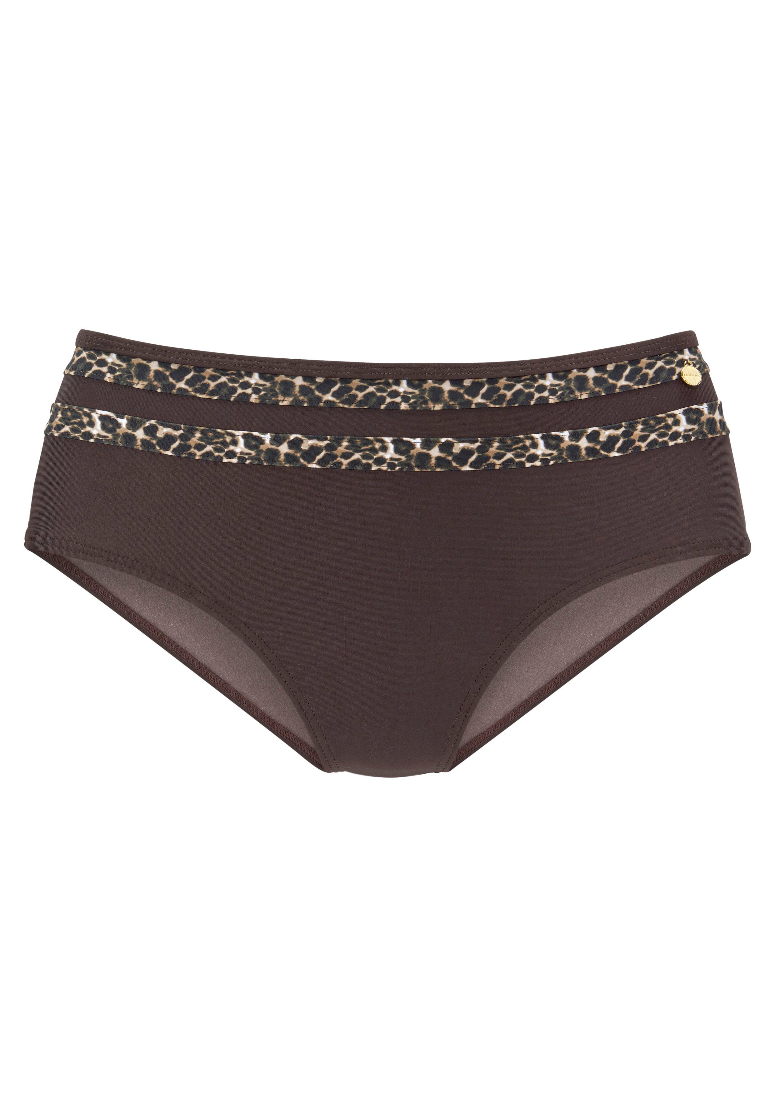 LASCANA Highwaist-Bikini-Hose Adele mit trendigen Details günstig online kaufen