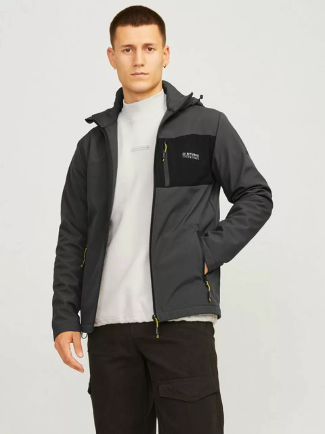 Jack & Jones Softshelljacke "JJTAYLOR SOFTSHELL JACKET", mit Kapuze günstig online kaufen