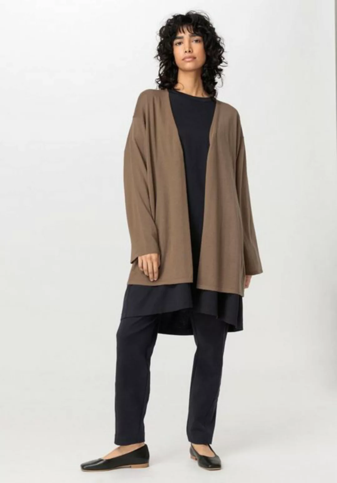 Hessnatur Strickjacke Oversize aus reiner Bio-Merinowolle (1-tlg) günstig online kaufen