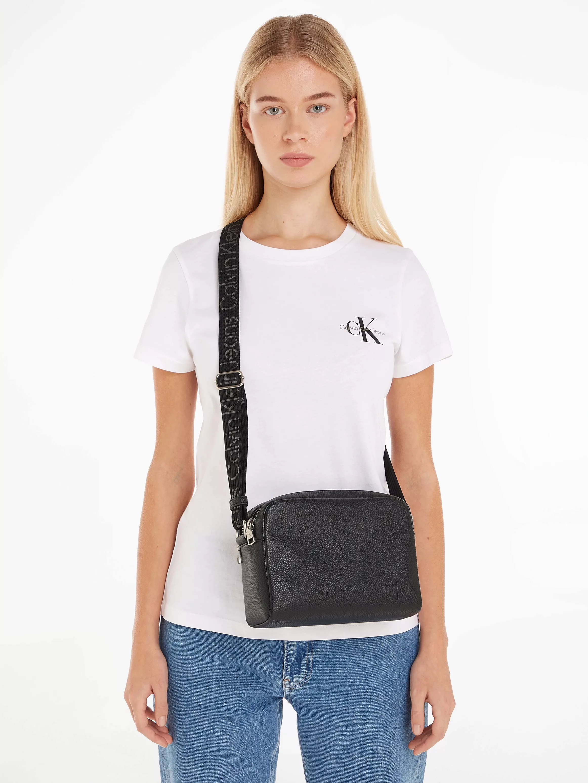 Calvin Klein Jeans Umhängetasche "ULTRALIGHT DBLZIP CAMERABAG21 PU" günstig online kaufen