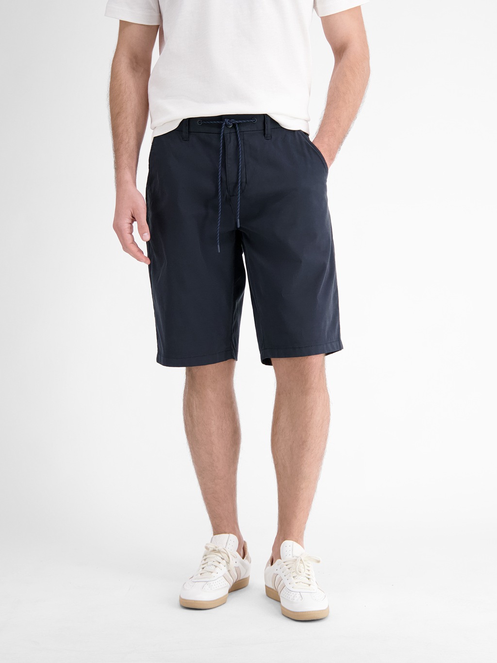LERROS Bermudas "LERROS Chino-Bermuda, ultra leicht und schnelltrocknend" günstig online kaufen
