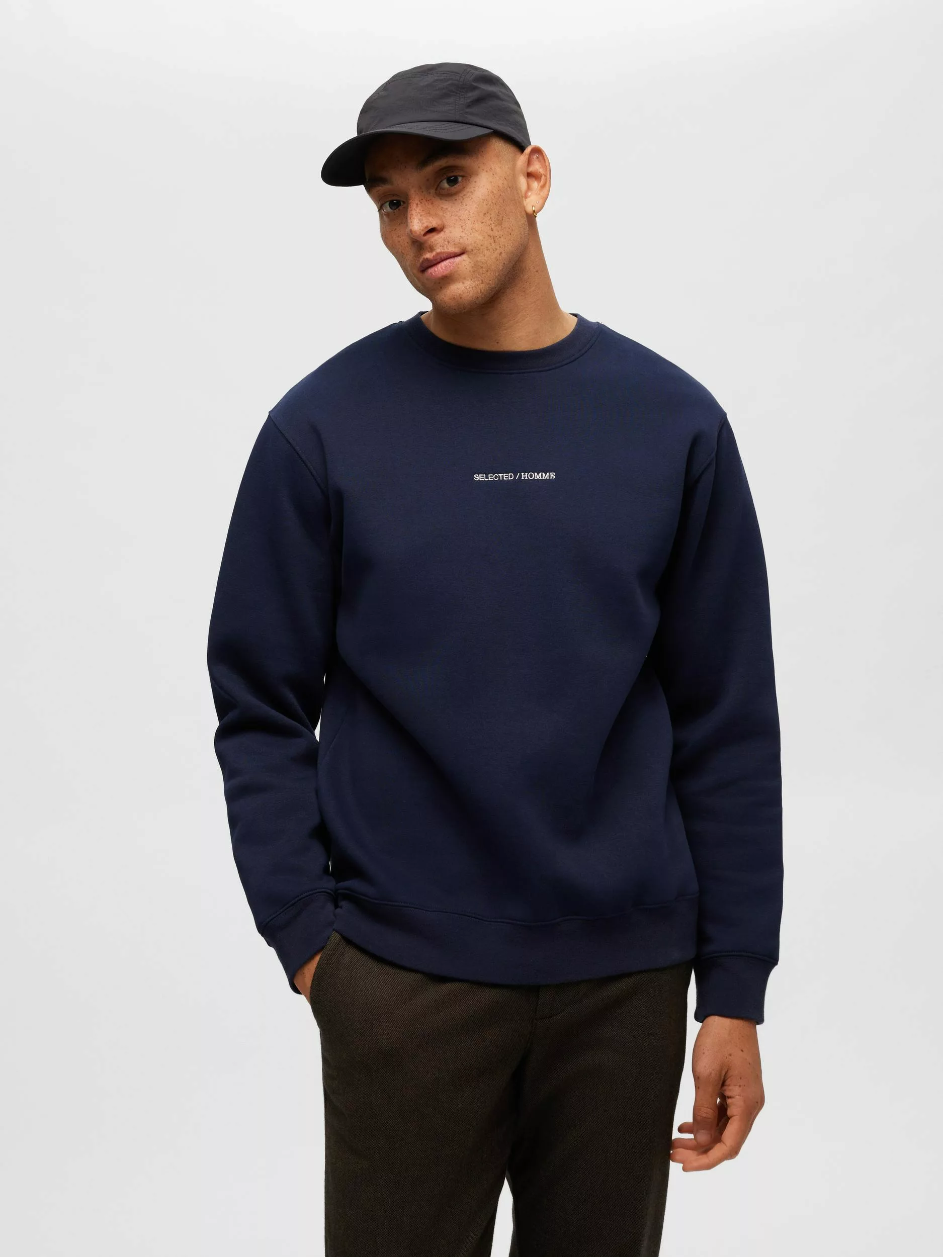 SELECTED HOMME Sweatshirt "SLHHANKIE LOGO CREW NECK SWEAT NOOS" günstig online kaufen